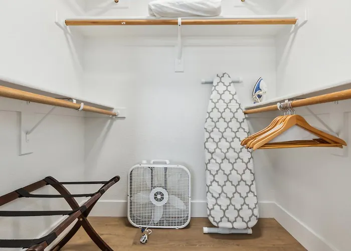 Apartment Cozysuites By The Stadium With Pool 24